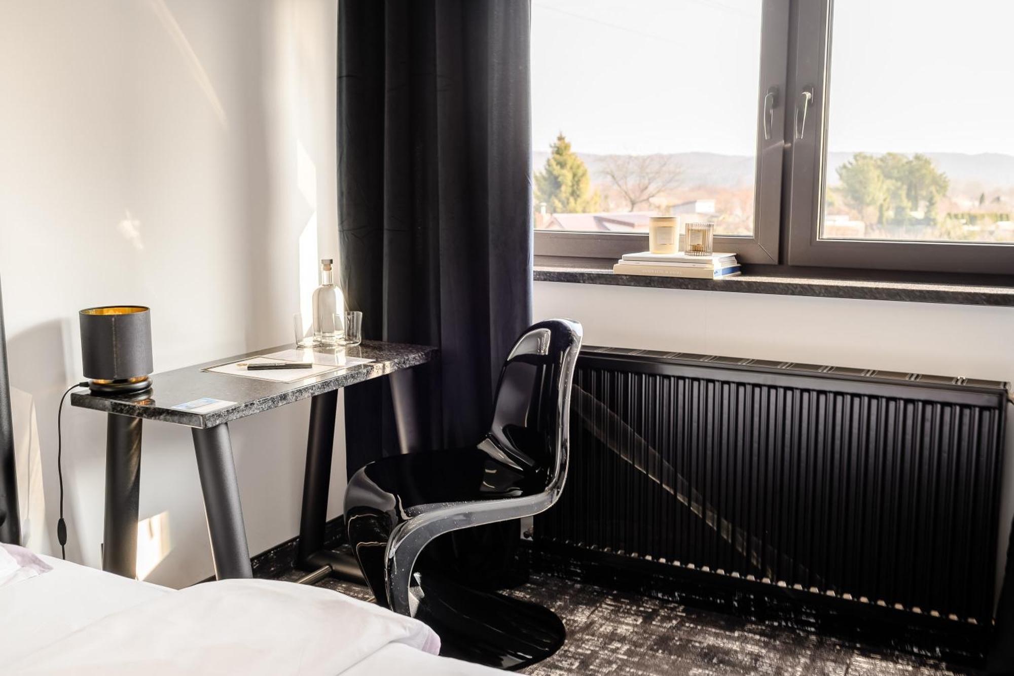 Golden Lion House Bed&Breakfast Rumia Eksteriør bilde